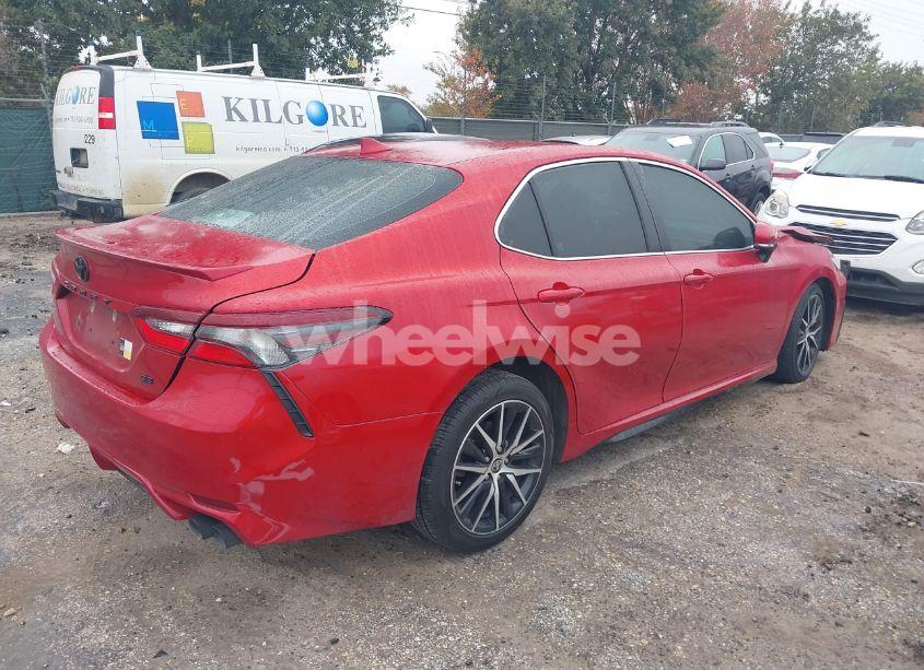 Photo 4 of 2022 Toyota Camry SE (VIN 4T1G11AK7NU001093)