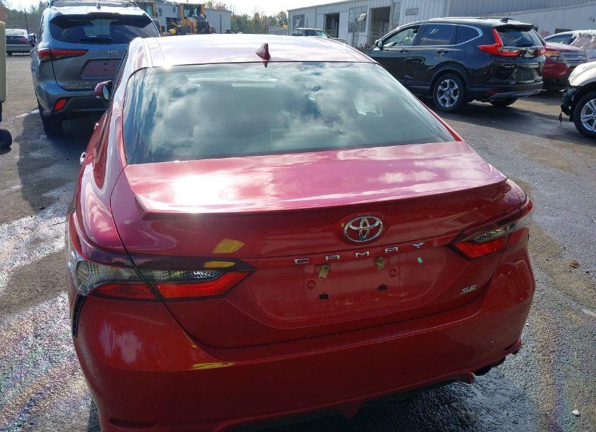 Photo 17 of 2022 Toyota Camry SE (VIN 4T1G11AK7NU025670)