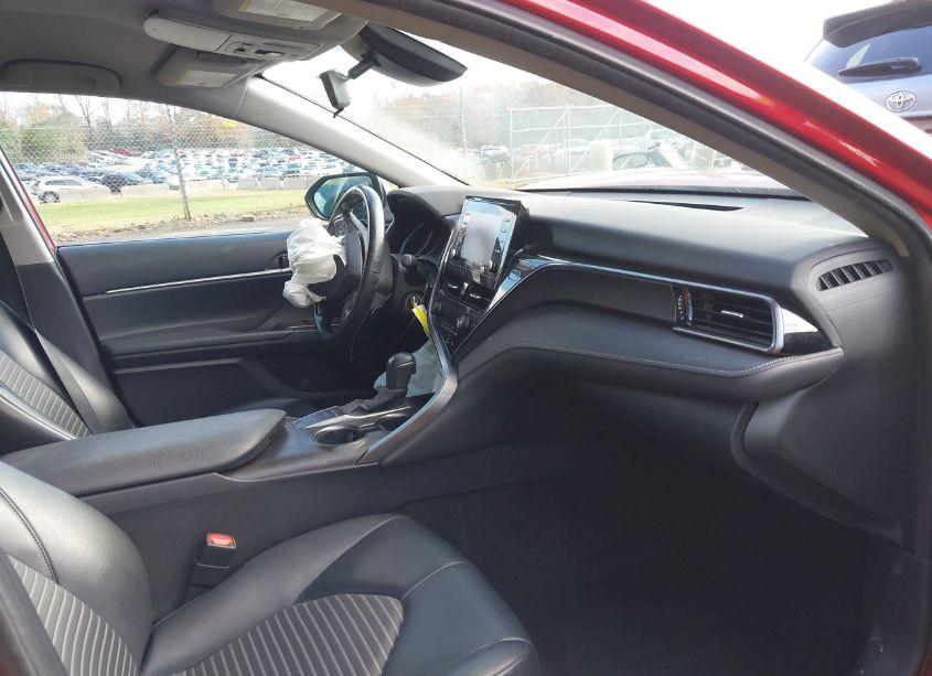 Photo 5 of 2022 Toyota Camry SE (VIN 4T1G11AK7NU025670)