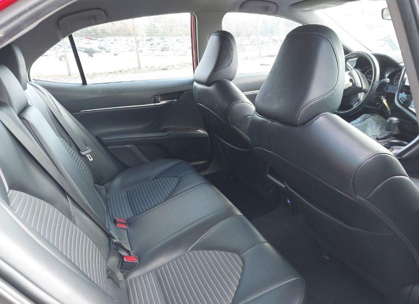 Photo 8 of 2022 Toyota Camry SE (VIN 4T1G11AK7NU025670)