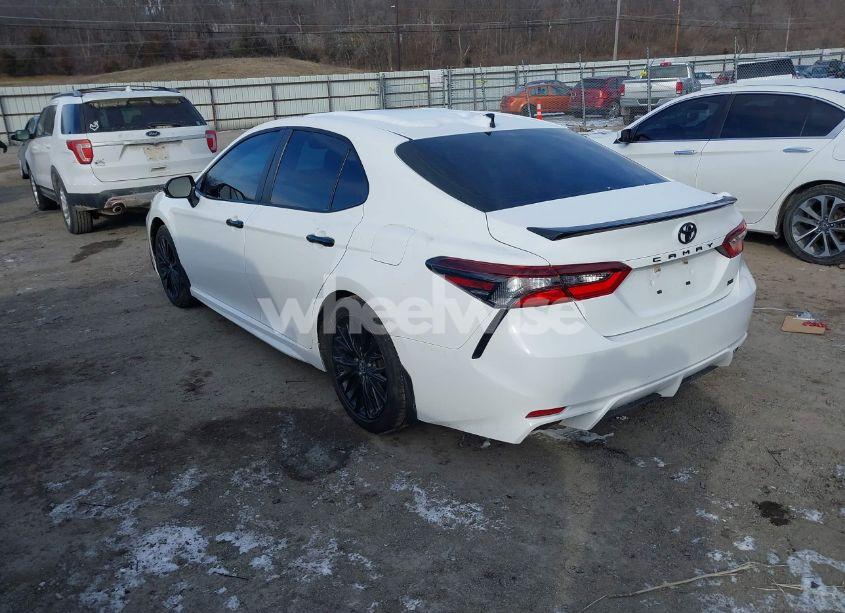 Photo 3 of 2022 Toyota Camry SE NIGHTSHADE EDITION (VIN 4T1G11AK7NU035311)