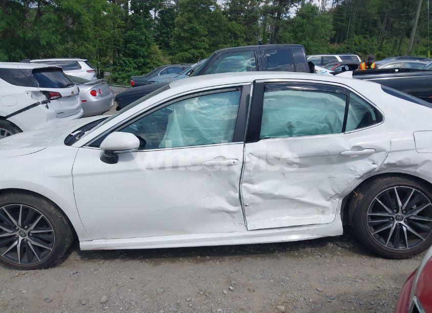 Photo 14 of 2022 Toyota Camry SE (VIN 4T1G11AK7NU040153)