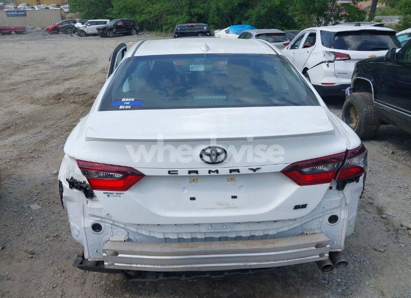 Photo 16 of 2022 Toyota Camry SE (VIN 4T1G11AK7NU040153)