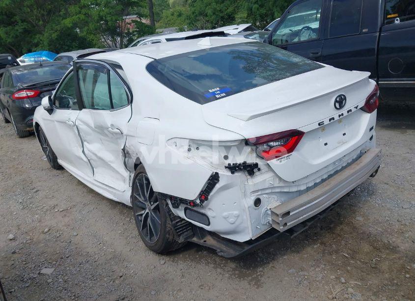 Photo 3 of 2022 Toyota Camry SE (VIN 4T1G11AK7NU040153)