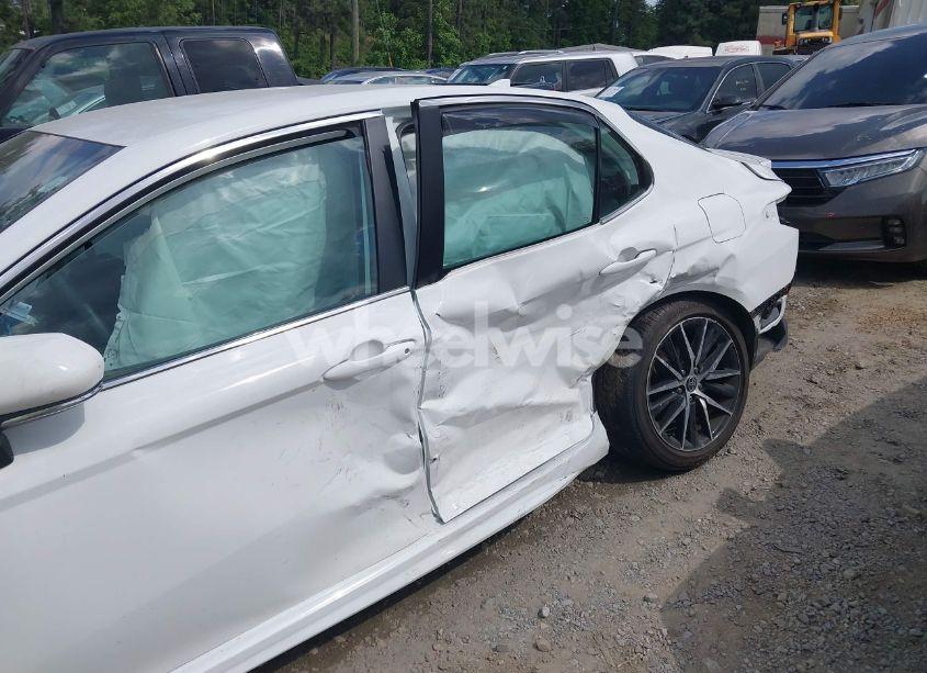 Photo 6 of 2022 Toyota Camry SE (VIN 4T1G11AK7NU040153)