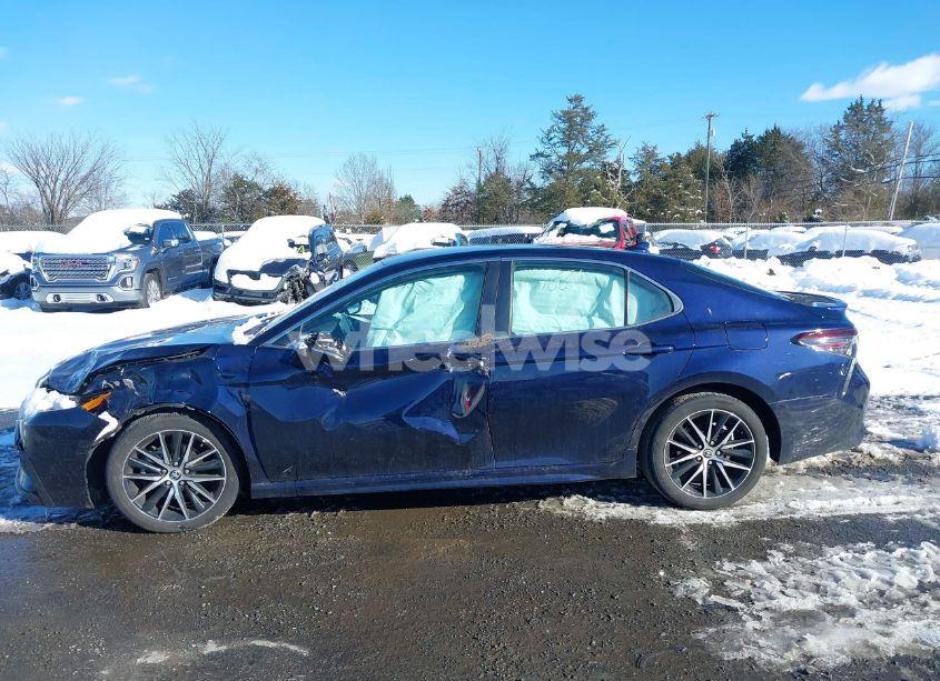 Photo 14 of 2022 Toyota Camry SE (VIN 4T1G11AK7NU637447)