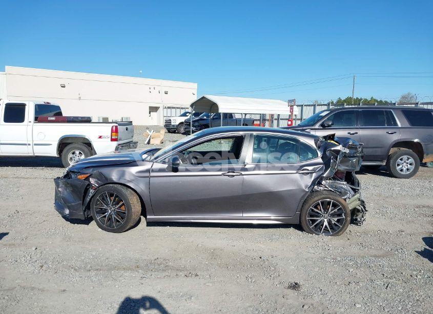 Photo 15 of 2022 Toyota Camry SE (VIN 4T1G11AK7NU696790)