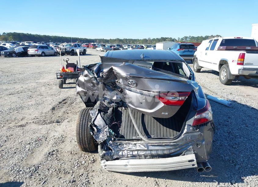 Photo 17 of 2022 Toyota Camry SE (VIN 4T1G11AK7NU696790)