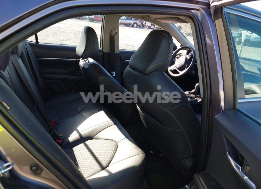 Photo 8 of 2022 Toyota Camry SE (VIN 4T1G11AK7NU696790)