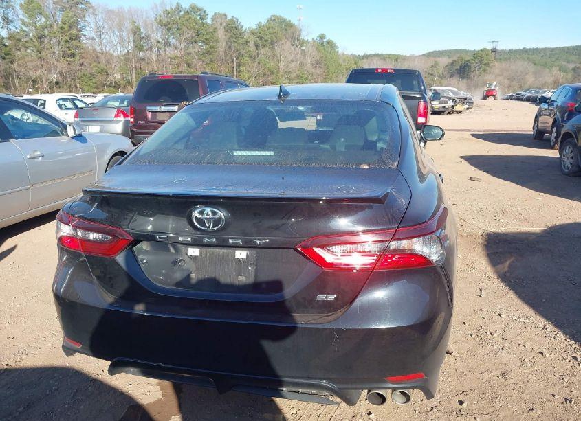 Photo 15 of 2022 Toyota Camry SE (VIN 4T1G11AK7NU715094)