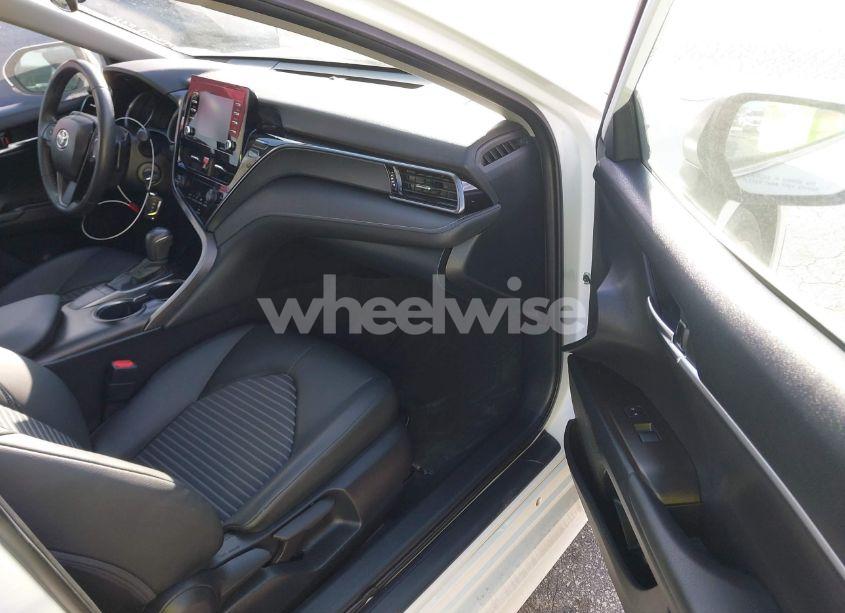 Photo 5 of 2023 Toyota Camry SE (VIN 4T1G11AK7PU737387)