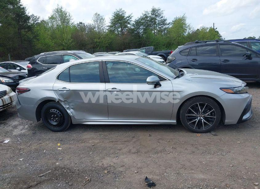 Photo 13 of 2023 Toyota Camry SE (VIN 4T1G11AK7PU762290)