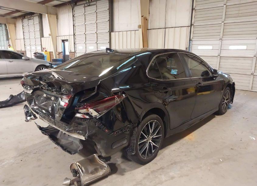 Photo 4 of 2023 Toyota Camry SE (VIN 4T1G11AK7PU781874)