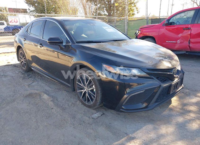 2023 Toyota Camry SE (VIN 4T1G11AK7PU791823) main photo