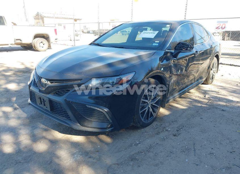 Photo 2 of 2023 Toyota Camry SE (VIN 4T1G11AK7PU791823)