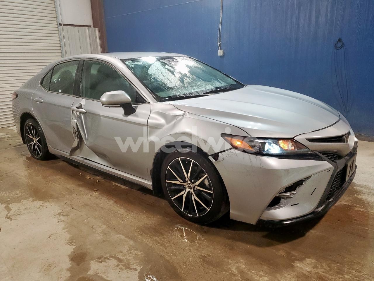 Photo 4 of 2024 TOYOTA CAMRY SE NIGHT SHADE (VIN 4T1G11AK7RU197087)