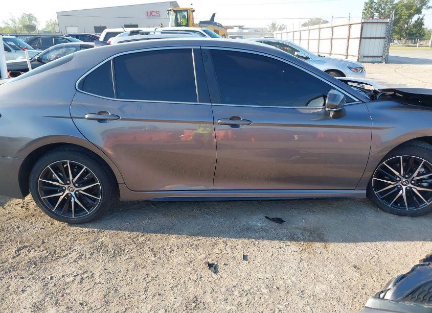 Photo 14 of 2024 Toyota Camry SE (VIN 4T1G11AK7RU263590)