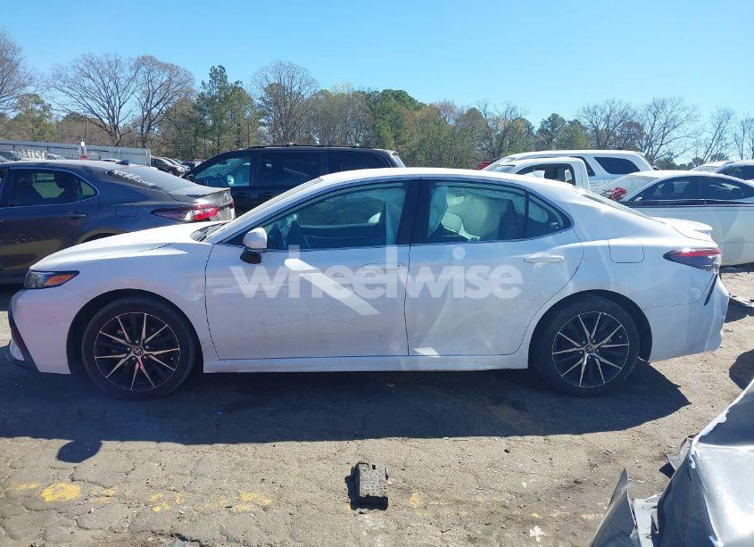 Photo 14 of 2024 Toyota Camry SE (VIN 4T1G11AK7RU860366)