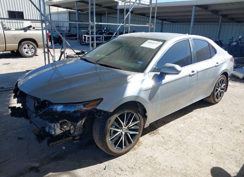 Photo 2 of 2024 Toyota Camry SE (VIN 4T1G11AK7RU883209)