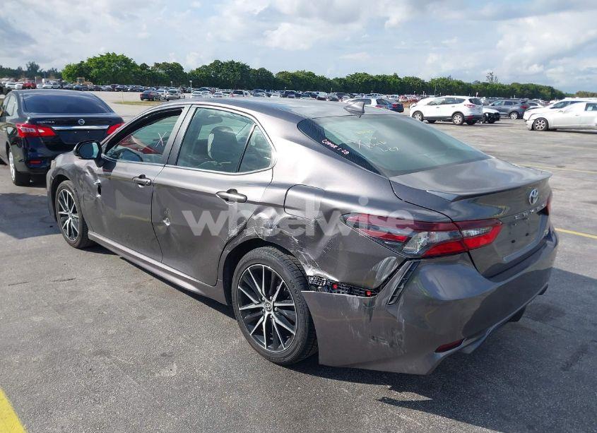 Photo 3 of 2024 Toyota Camry SE (VIN 4T1G11AK7RU895179)