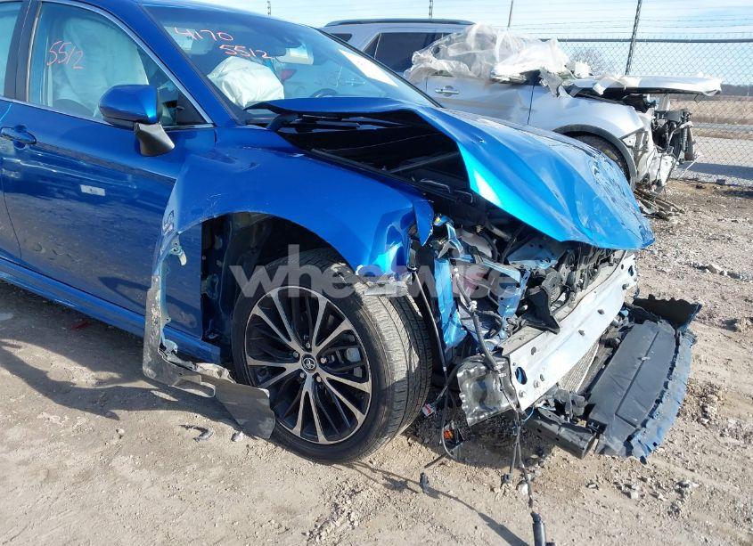 Photo 6 of 2020 Toyota Camry SE (VIN 4T1G11AK8LU304591)