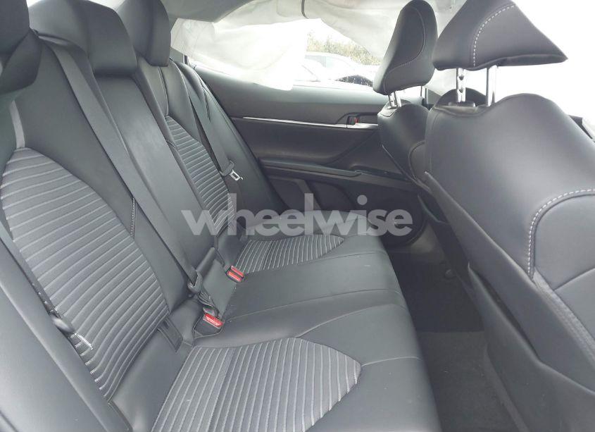 Photo 8 of 2020 Toyota Camry SE NIGHTSHADE EDITION (VIN 4T1G11AK8LU307412)