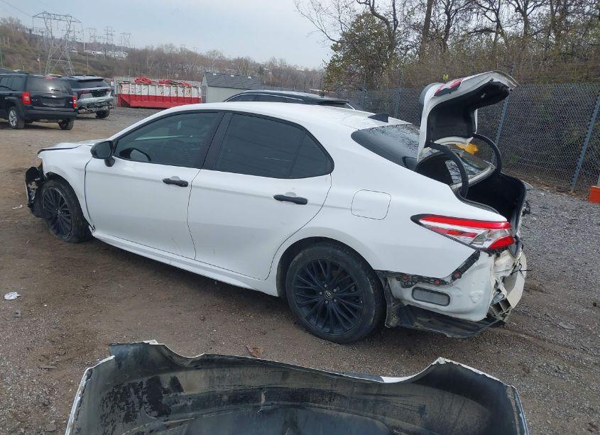 Photo 3 of 2020 Toyota Camry SE NIGHTSHADE EDITION (VIN 4T1G11AK8LU318927)