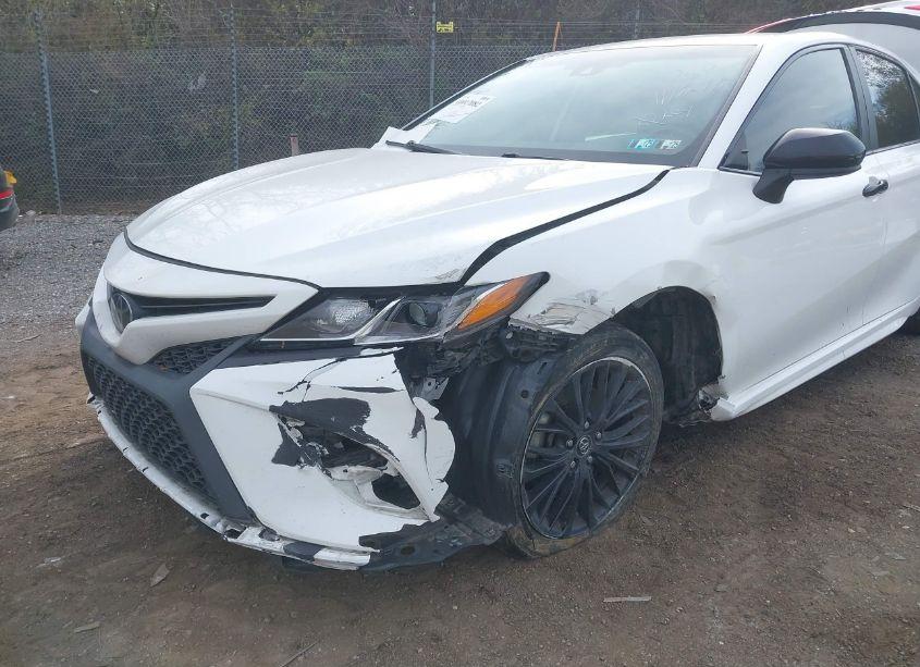 Photo 6 of 2020 Toyota Camry SE NIGHTSHADE EDITION (VIN 4T1G11AK8LU318927)