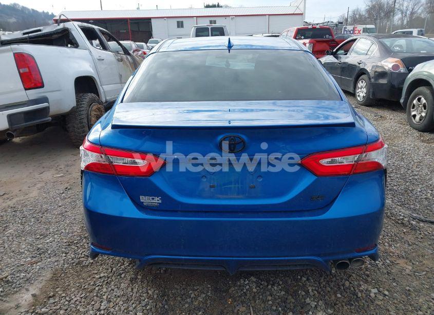 Photo 16 of 2020 Toyota Camry SE (VIN 4T1G11AK8LU323903)