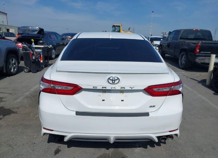 Photo 16 of 2020 Toyota Camry SE (VIN 4T1G11AK8LU335159)