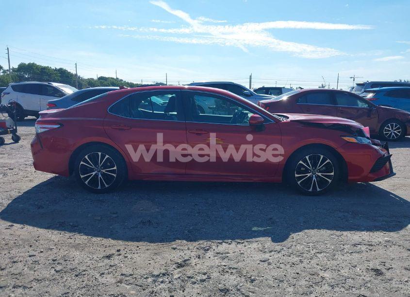 Photo 14 of 2020 Toyota Camry SE (VIN 4T1G11AK8LU336117)