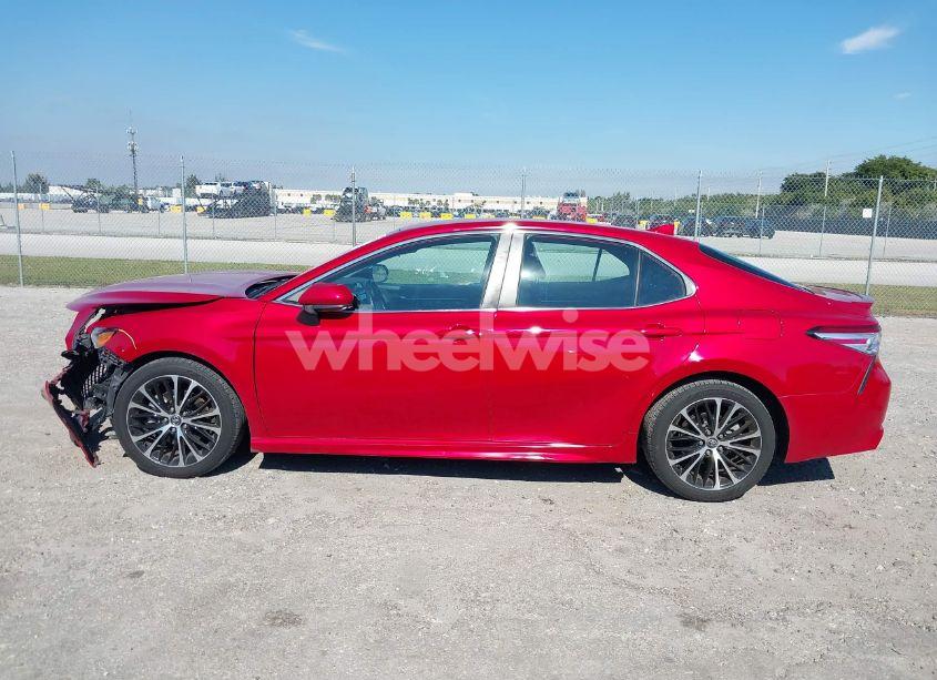 Photo 15 of 2020 Toyota Camry SE (VIN 4T1G11AK8LU336117)