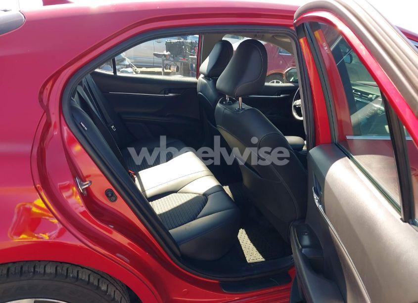 Photo 8 of 2020 Toyota Camry SE (VIN 4T1G11AK8LU336117)