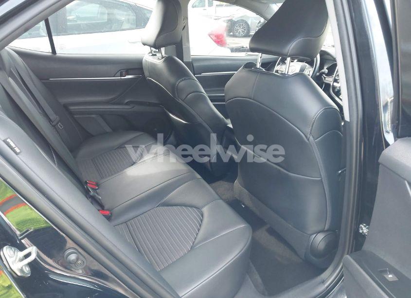 Photo 8 of 2020 Toyota Camry SE (VIN 4T1G11AK8LU346372)