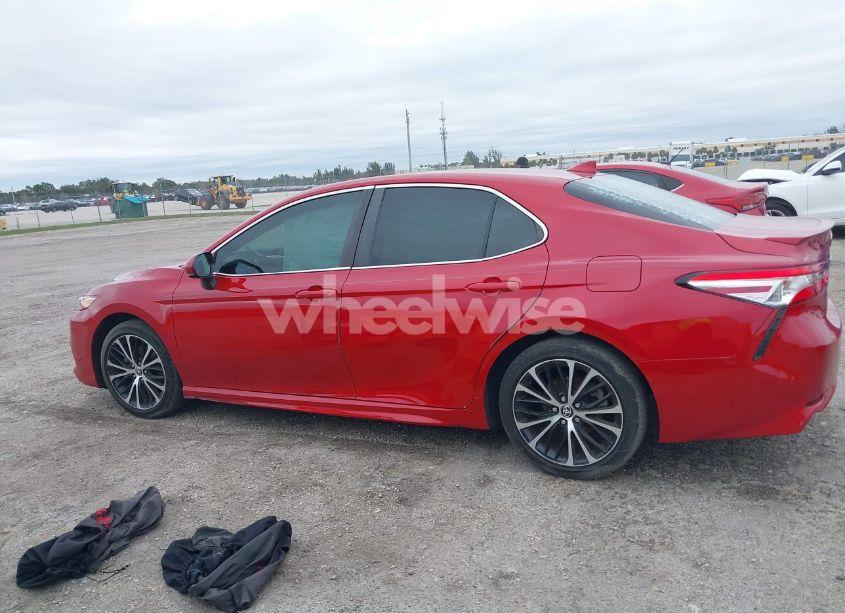 Photo 14 of 2020 Toyota Camry SE (VIN 4T1G11AK8LU367013)