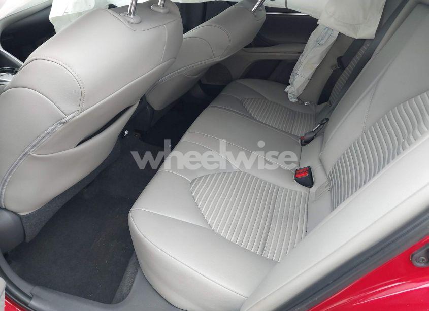 Photo 8 of 2020 Toyota Camry SE (VIN 4T1G11AK8LU367013)