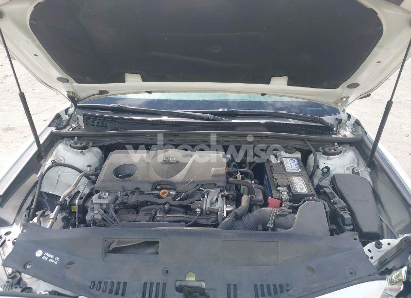 Photo 10 of 2020 Toyota Camry SE NIGHTSHADE EDITION (VIN 4T1G11AK8LU372177)