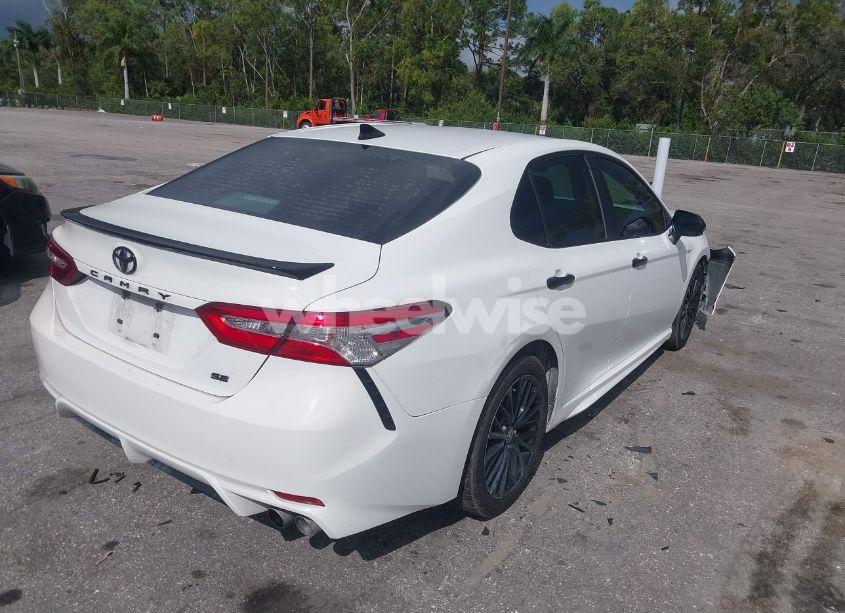 Photo 4 of 2020 Toyota Camry SE NIGHTSHADE EDITION (VIN 4T1G11AK8LU372177)