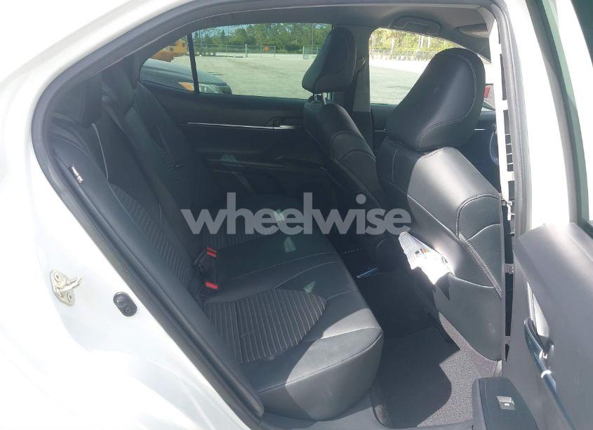 Photo 8 of 2020 Toyota Camry SE NIGHTSHADE EDITION (VIN 4T1G11AK8LU372177)