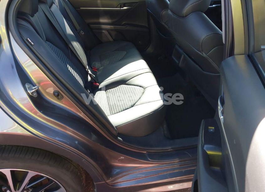 Photo 8 of 2020 Toyota Camry SE (VIN 4T1G11AK8LU375189)