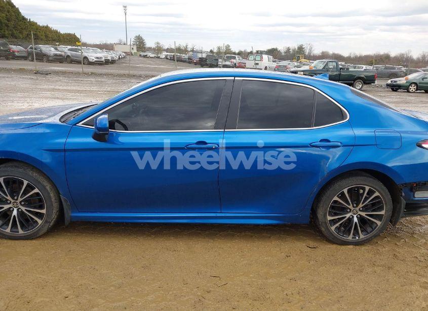 Photo 14 of 2020 Toyota Camry SE (VIN 4T1G11AK8LU377007)