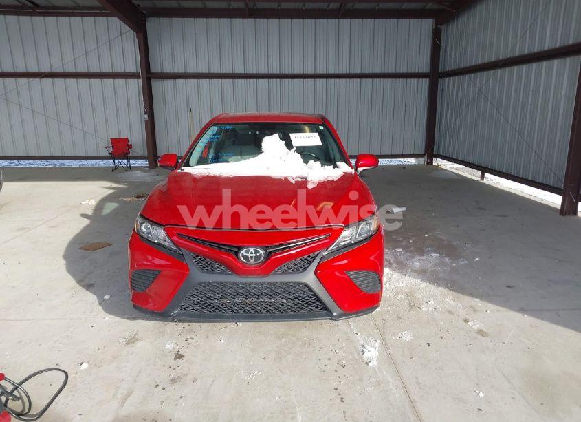 Photo 12 of 2020 Toyota Camry SE (VIN 4T1G11AK8LU390307)