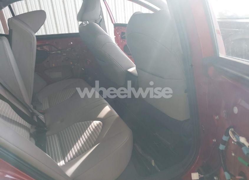 Photo 8 of 2020 Toyota Camry SE (VIN 4T1G11AK8LU390307)