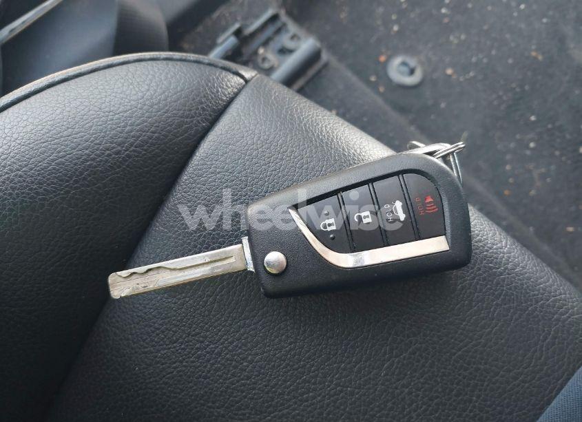 Photo 11 of 2020 Toyota Camry SE (VIN 4T1G11AK8LU883551)