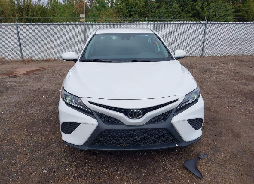 Photo 12 of 2020 Toyota Camry SE (VIN 4T1G11AK8LU884487)