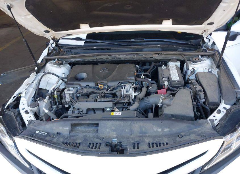 Photo 10 of 2020 Toyota Camry SE (VIN 4T1G11AK8LU894677)