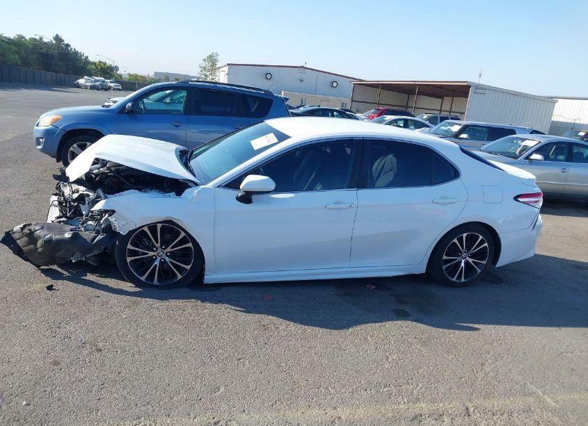 Photo 14 of 2020 Toyota Camry SE (VIN 4T1G11AK8LU955350)