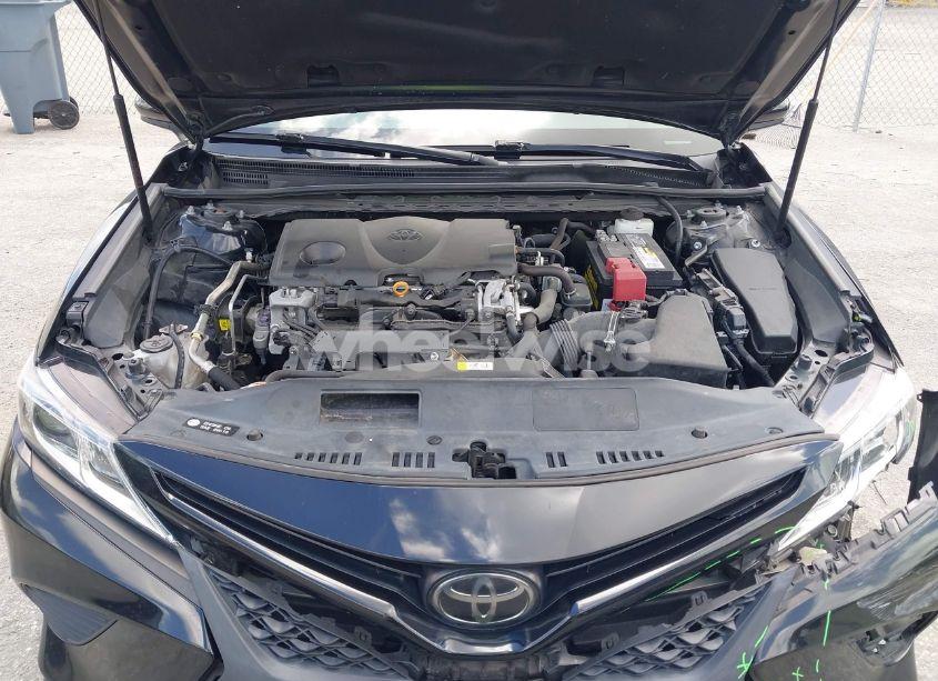 Photo 10 of 2020 Toyota Camry SE (VIN 4T1G11AK8LU961567)