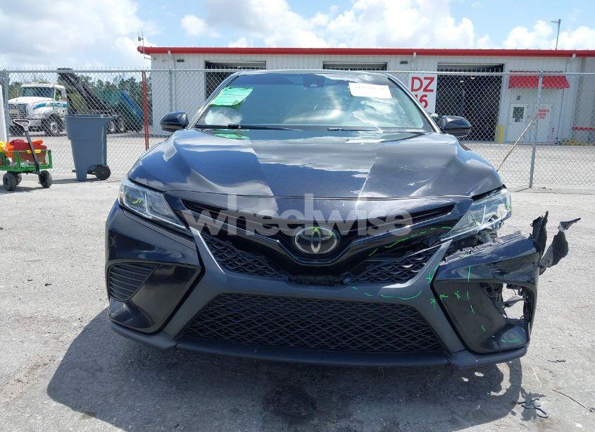 Photo 13 of 2020 Toyota Camry SE (VIN 4T1G11AK8LU961567)