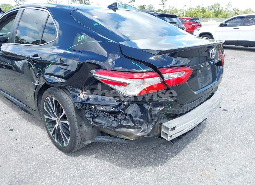 Photo 6 of 2020 Toyota Camry SE (VIN 4T1G11AK8LU961567)